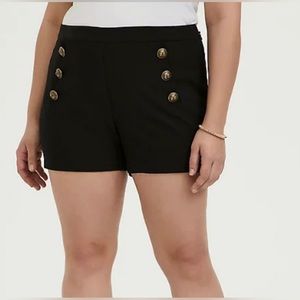 TORRID Black Button High Rise Short size 14